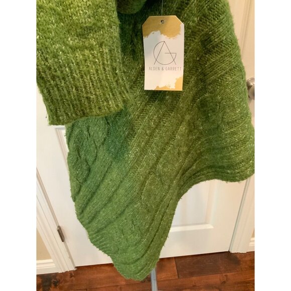 BCBG MAXAZRIA Green Rib/Cable Knit Long Sleeve Cardigan Sweater Size XS/S - Picture 6 of 10